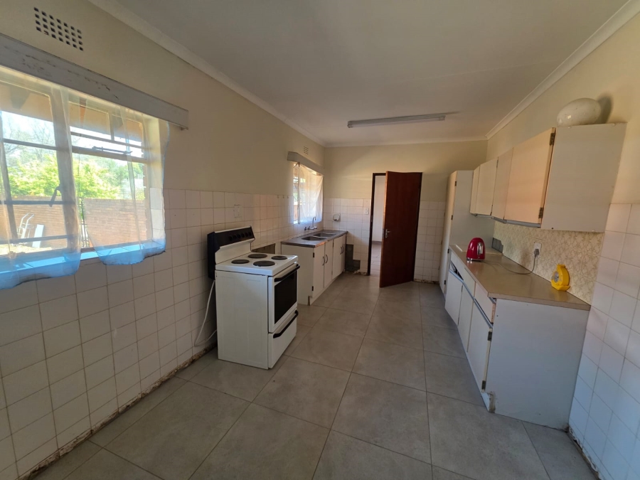 4 Bedroom Property for Sale in Vaalpark Free State